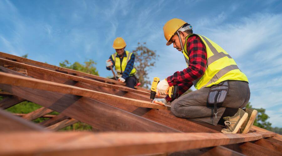 Expert Emergency Roof Repairs services in Roseville, IL